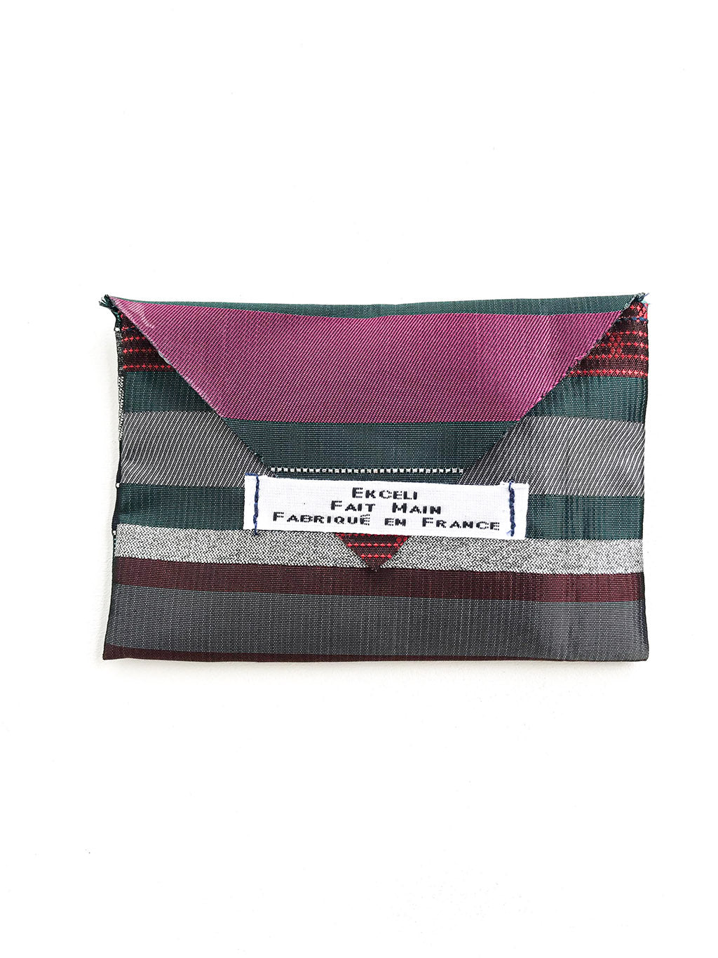 Visuel de la broche Paris Cosmopolite avec sa pochette de rangement.